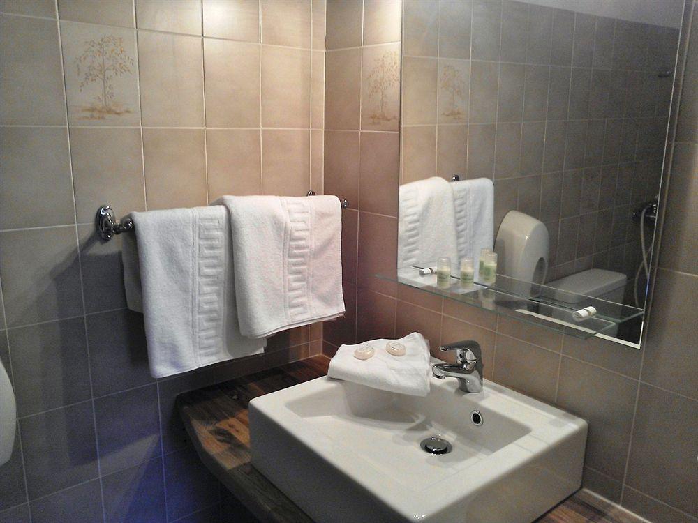 ברבוטן-לה-באינס Hotel Cante Grit מראה חיצוני תמונה