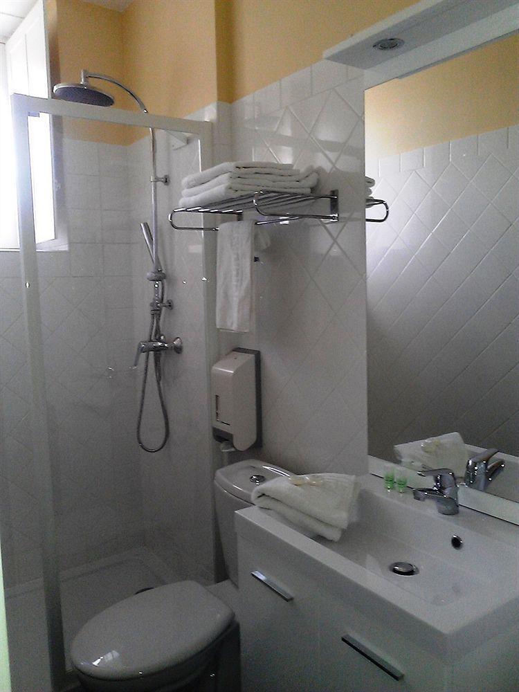 ברבוטן-לה-באינס Hotel Cante Grit מראה חיצוני תמונה